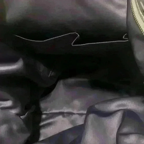 NWOT Metallic Silver Rare Poppy Vintage Y2K Coach Bag Great for Travel - Picture 11 of 14